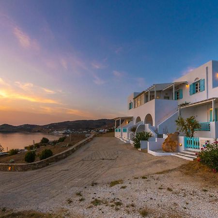Aegean Dream Apartments Tinos Bagian luar foto