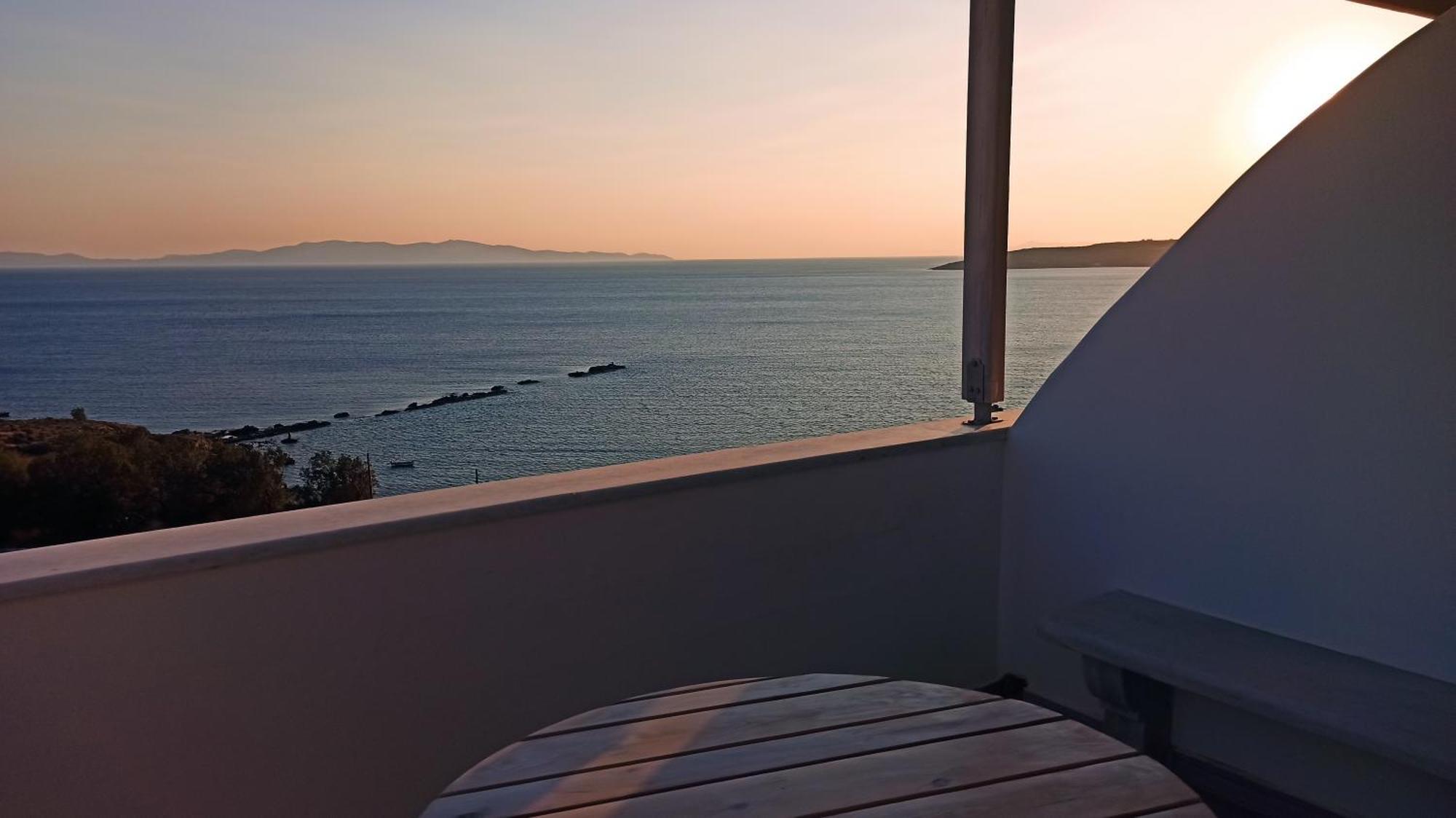 Aegean Dream Apartments Tinos Bagian luar foto
