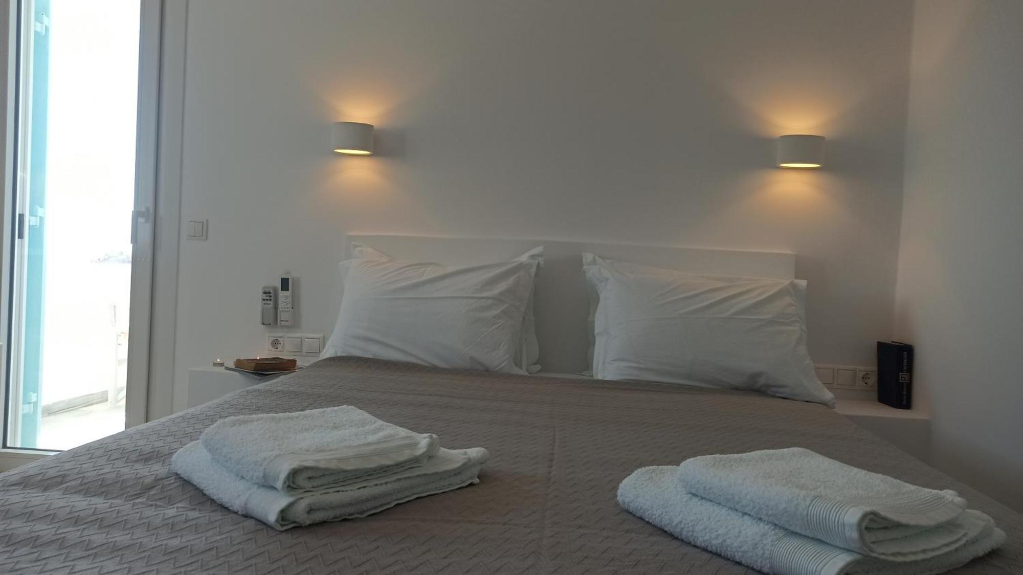 Aegean Dream Apartments Tinos Bagian luar foto