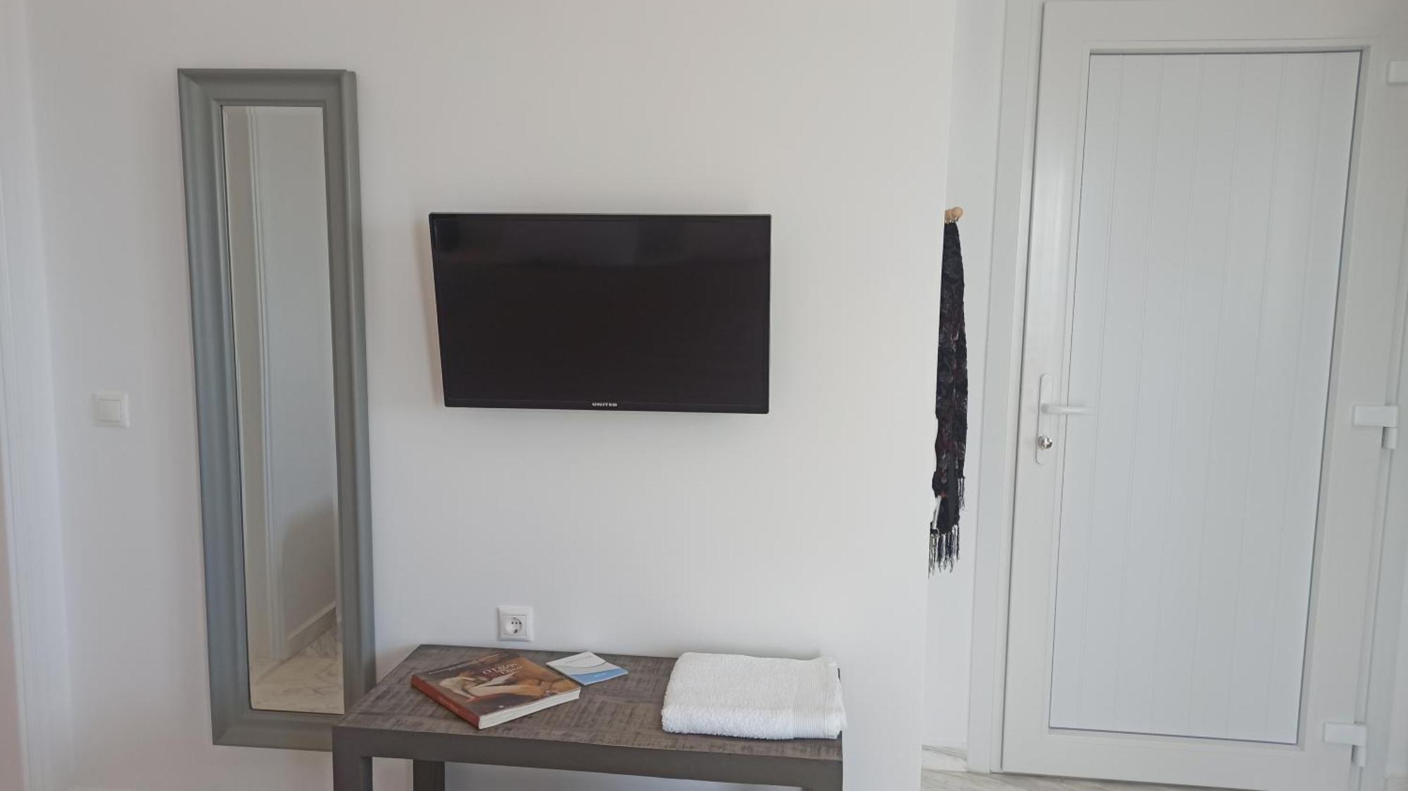 Aegean Dream Apartments Tinos Bagian luar foto